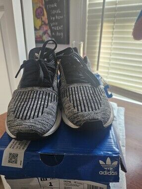 adidas Youth Size 1